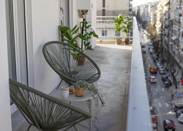 Skyline 3br, Center, 8 Guests * Thessaloniki