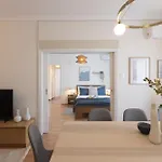 Skyline 3br, Center, 8 Guests *