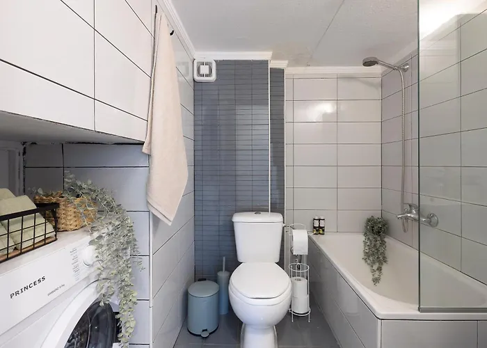 Skyline 3br, Center, 8 Guests شقة