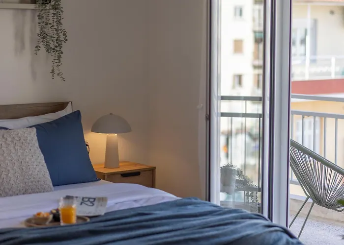Skyline 3br, Center, 8 Guests شقة